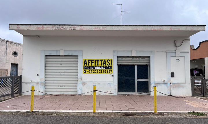 Locale commerciale 100 m2