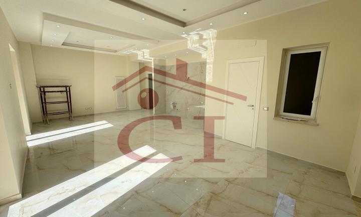 Appartamento ristrutturato con ampio terrazzo cod