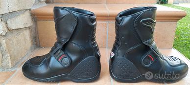 stivaletto moto 
