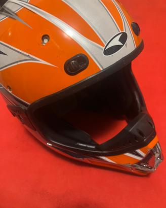 Casco Axo