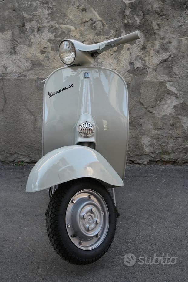 Vespa 50 Faro Tondo Sportellino Piccolo Piaggio Vespa 50 N