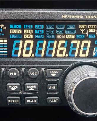 Radio Yaesu 450D + interfaccia modi digitali