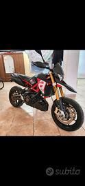 Aprilia Dorsoduro 900