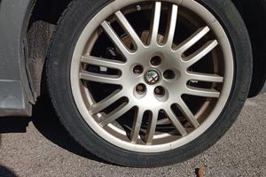 Cerchi in lega Alfa Romeo 17” Crosswagon Q4+gomme