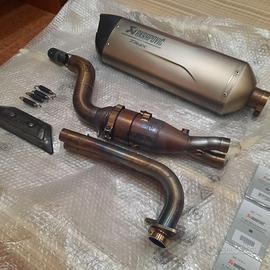 Scarico akrapovic tmax 560