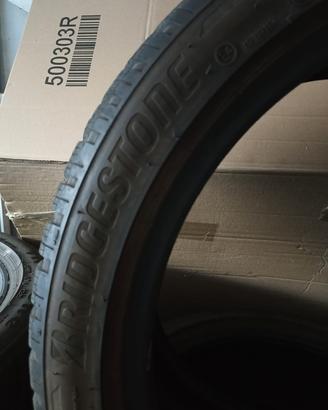 Gomme Invernali BRIDGESTONE 245/40R19 98V