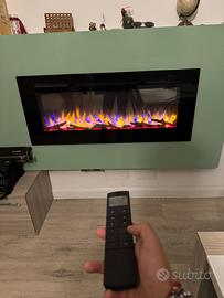 Camino elettrico da 1-2 kW con illuminazione a led