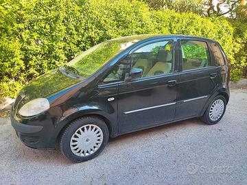 Lancia Musa 1.3 Multijet 