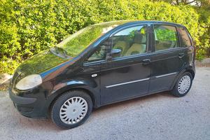 Lancia Musa 1.3 Multijet 