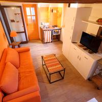 Ustica monolocale arredato e climatizza