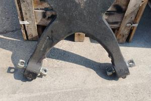 TRAPEZIO / BARRA REAZIONE MAN TGA-TGX VERSIONE a X