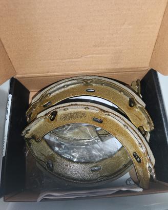 RIDEX 70B0060 Kit ganasce freni adatto per MERCEDE
