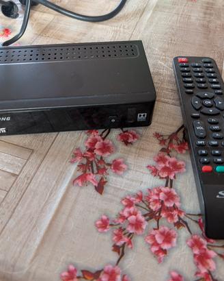 Decoder DVb-T2 Strong SRT8541