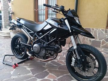 hypermotard 796