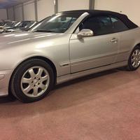 MERCEDES Classe CLK CLK 230 Kompressor Avantgarde 