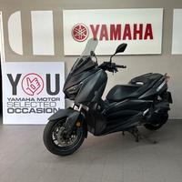 Yamaha X-Max 400