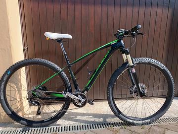 Bici MTB  KELLYS Stage 50 29" carbon