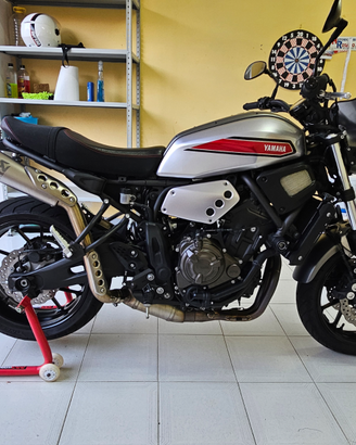 Yamaha xsr 700