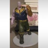 Lotto 11 DISNEY Marvel Action Figures