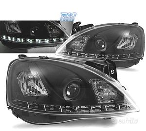 FARI PER OPEL CORSA C 00-06 LUCE DIURNA A LED NERI