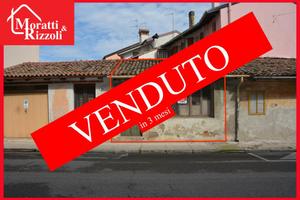 Comodo e spazioso MAGAZZINO a Palmanova