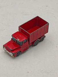 Modellino Husky Guy Warrior Truck