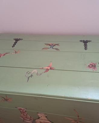 Cassapanca in legno