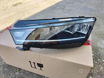 Faro skoda octavia mk4 NUOVO