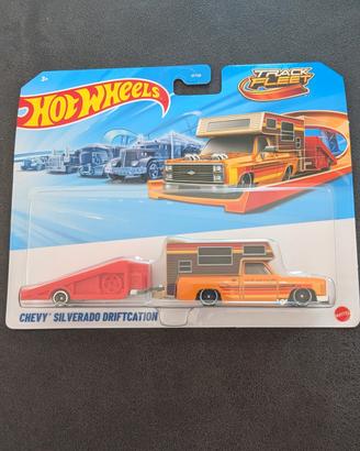 Hot wheels Chevy Silverado Driftcation Track Fleet