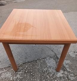 Tavolo quadrato allungabile 