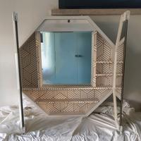 specchio contenitore