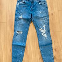 Jeans Blu Zara con strappi