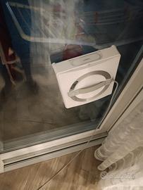 Ecovacs winbot W2 omni
