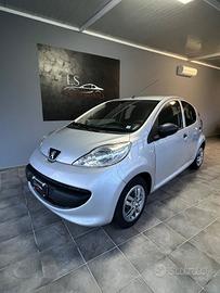 Peugeot 107 1.0 68CV 5p. Desir