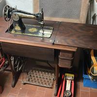 Macchina da cucire singer