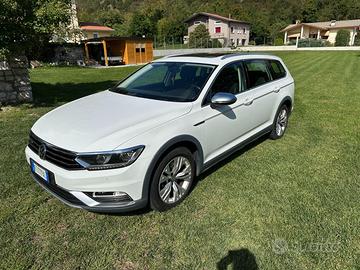 Volkswagen Passat Alltrack DSG 190 CV