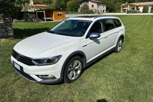 Volkswagen Passat Alltrack DSG 190 CV