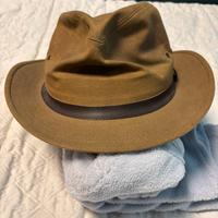 Cappello in pelle  stile indiana jones
