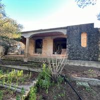 Mesagne Rustico con 6.000 mq di Terreno