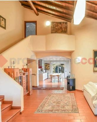 Villa singola Dormelletto [425VRG]