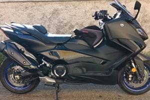 Yamaha T-MAX 560 / 2024