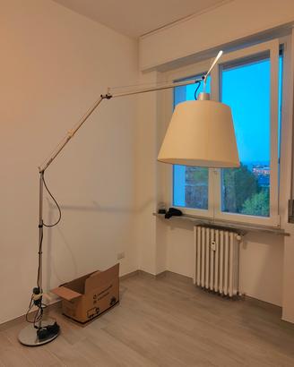 Lampada da terra Tolomeo Mega