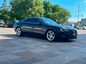 Audi A5 Coupé 2.0 TDI S-Line.NESSUN LAVORO DA FARE