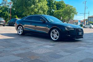 Audi A5 Coupé 2.0 TDI S-Line.NESSUN LAVORO DA FARE