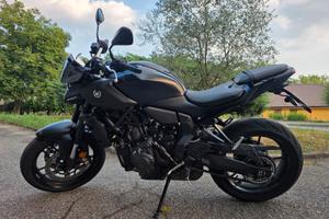 Yamaha MT-07 Tech Black 2025 Full Optional