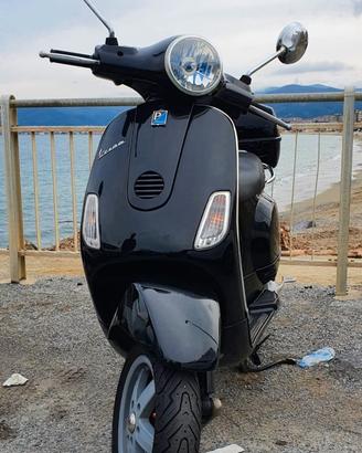 Vespa LX 150