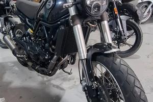 Benelli Leoncino 500trail 