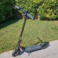 Monopattino elettrico 