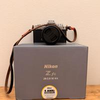 Nikon Z fc kit con 28mm SE Nital