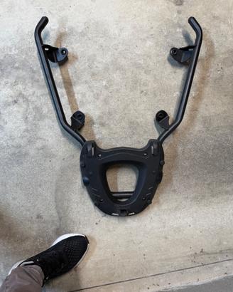 Portapacchi senza piastra X bauletto AK550 2017
